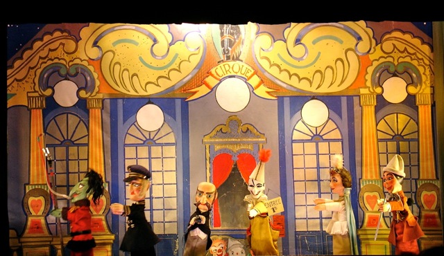 puppets-marionettes