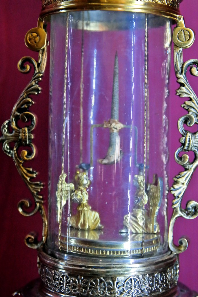 This is the thorn relic.