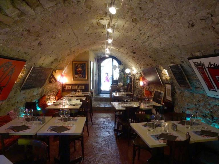 t_la-taverne-eze-restaurant 6