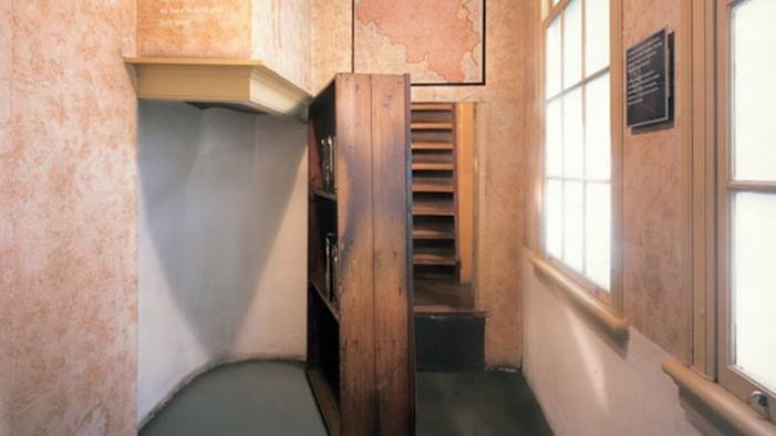 c669e3c0-0125-4d36-b931-709a9669a254-1