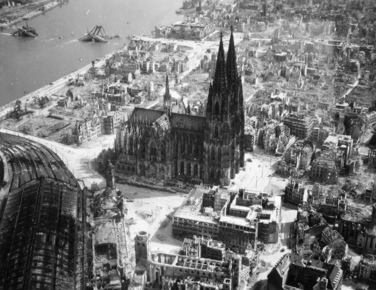 The-Cologne-Cathedral-stands-tall-amidst-the-ruins-of-the-city-after-allied-bombings,-1944-(1)