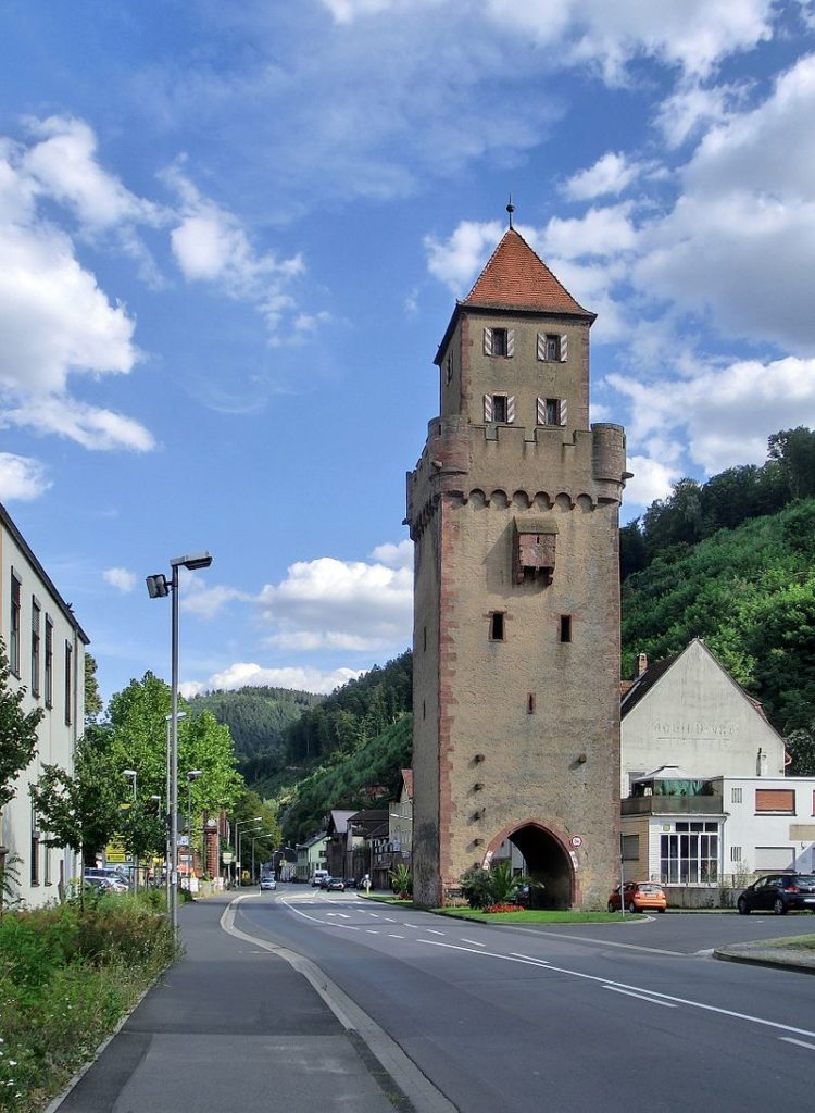 Mainzer-Tor-750x1024